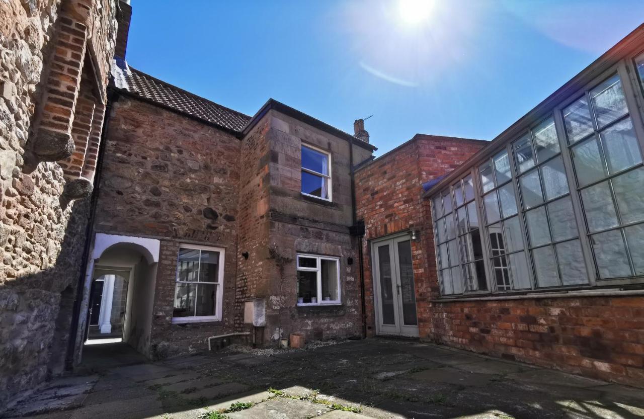 Blue House Berwick Upon Tweed Villa Esterno foto