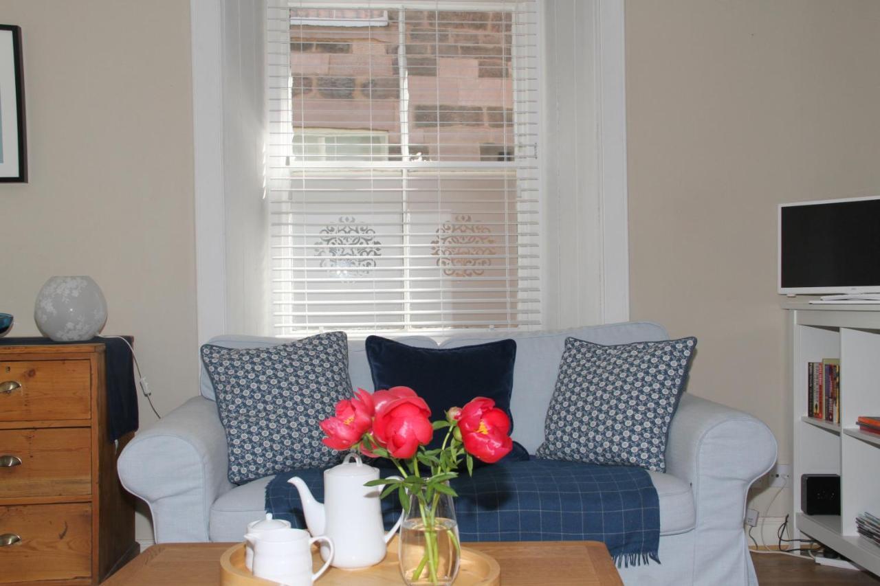 Blue House Berwick Upon Tweed Villa Esterno foto